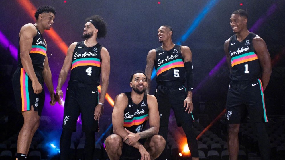 2026澳网亚太区外卡赛：中国香港选手黄泽林战胜印度选手晋级男单8强（中国香港黄泽林力克印度对手，挺进2026澳网亚太区外卡赛男单八强）