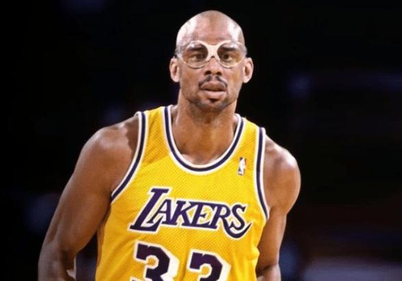 欧冠决赛主办地正式确定，将移师新城市（欧冠决赛举办地尘埃落定，赛事将移师新城市）