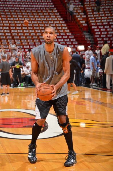 里夫斯本赛季有3次单场15+罚球，追平SGA并列联盟第二多（里夫斯本季三度单场15+罚球，与SGA并列联盟第二多）