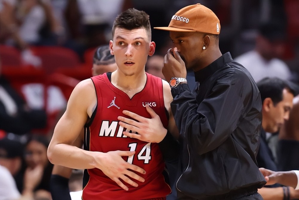 回顾林加德首尔生涯：大英帝星多面人生，32岁仍期待涅槃（回望林加德首尔岁月：昔日英伦新星多重身份，32岁仍盼重生）